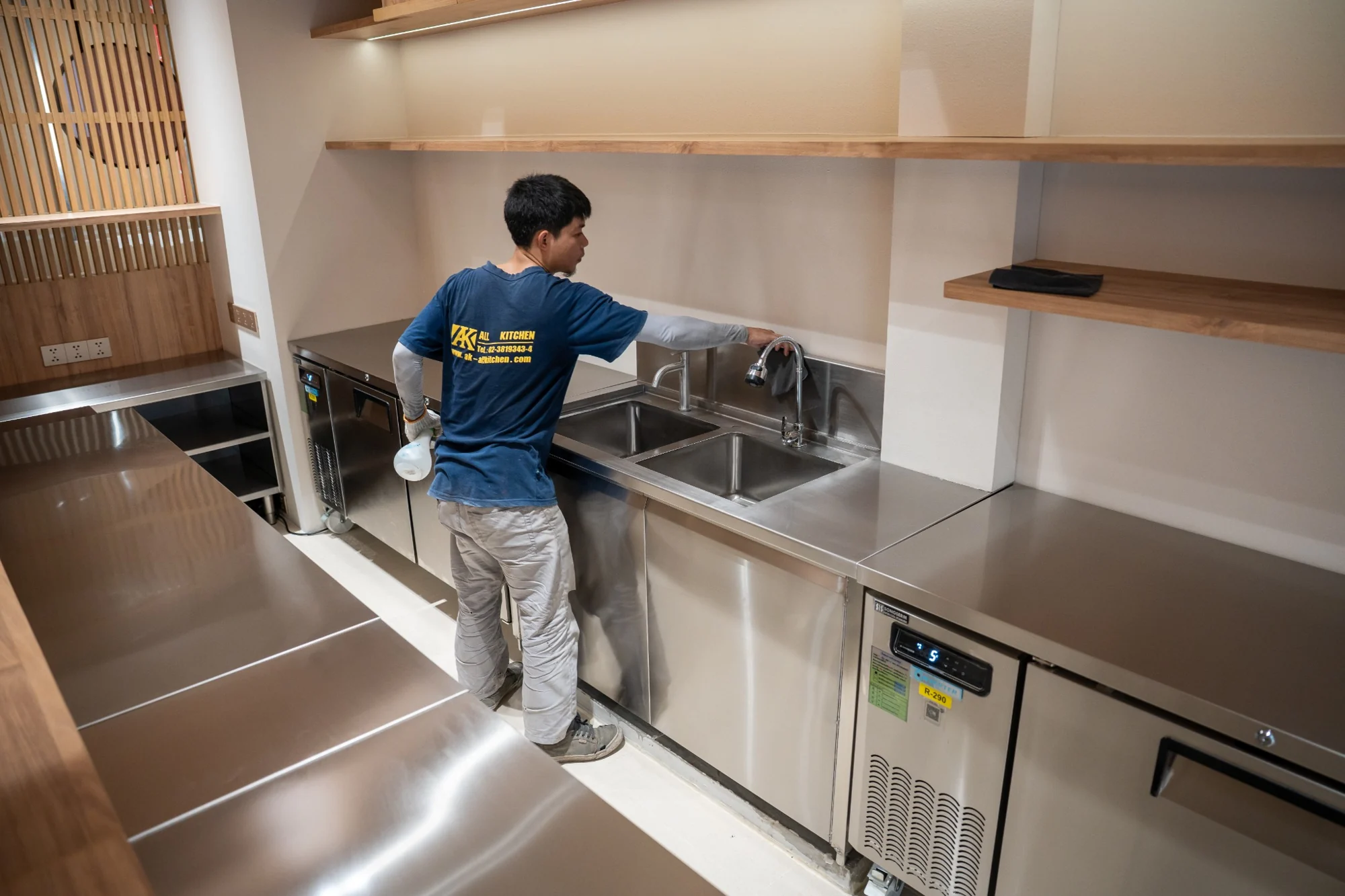 Kitchen equipment and installation details on site